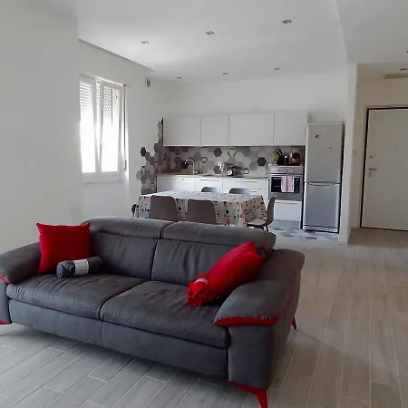 S180 - Sirolo, Meraviglioso Trilocale Con Terrazzo * سيرولو
